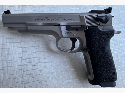 Pistolet Smith & Wesson Target Champion, calibre 9 mm Luger