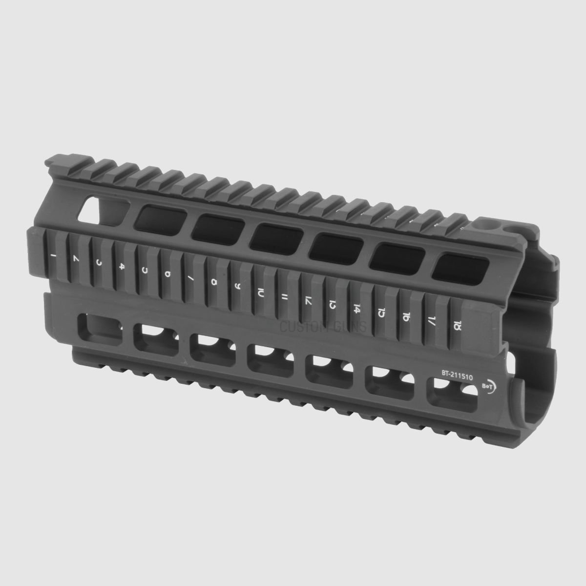 B&T Handschutz für Benelli M4 Super 90 — einteiliger Vorderschaft mit 4 Picatinny/NAR-Schienen