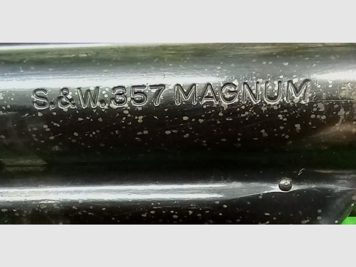 S&W Revolver Kaliber 357Mag der Hamburger Polizei.