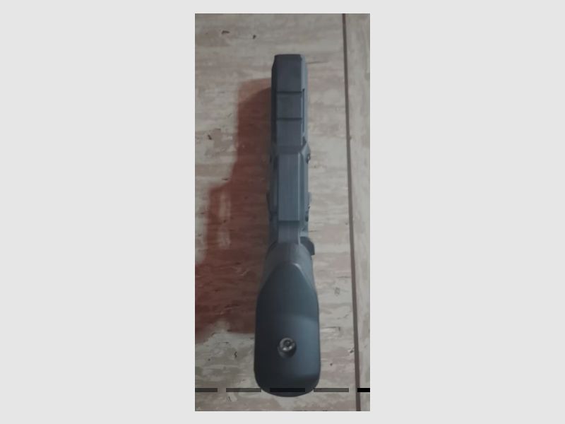 Kli Maverick GBB Gas Blow Back Airsoft Pistole mit Zubehör Greengas + Stahl und 0,20g H&K BB's im Set neuwertig