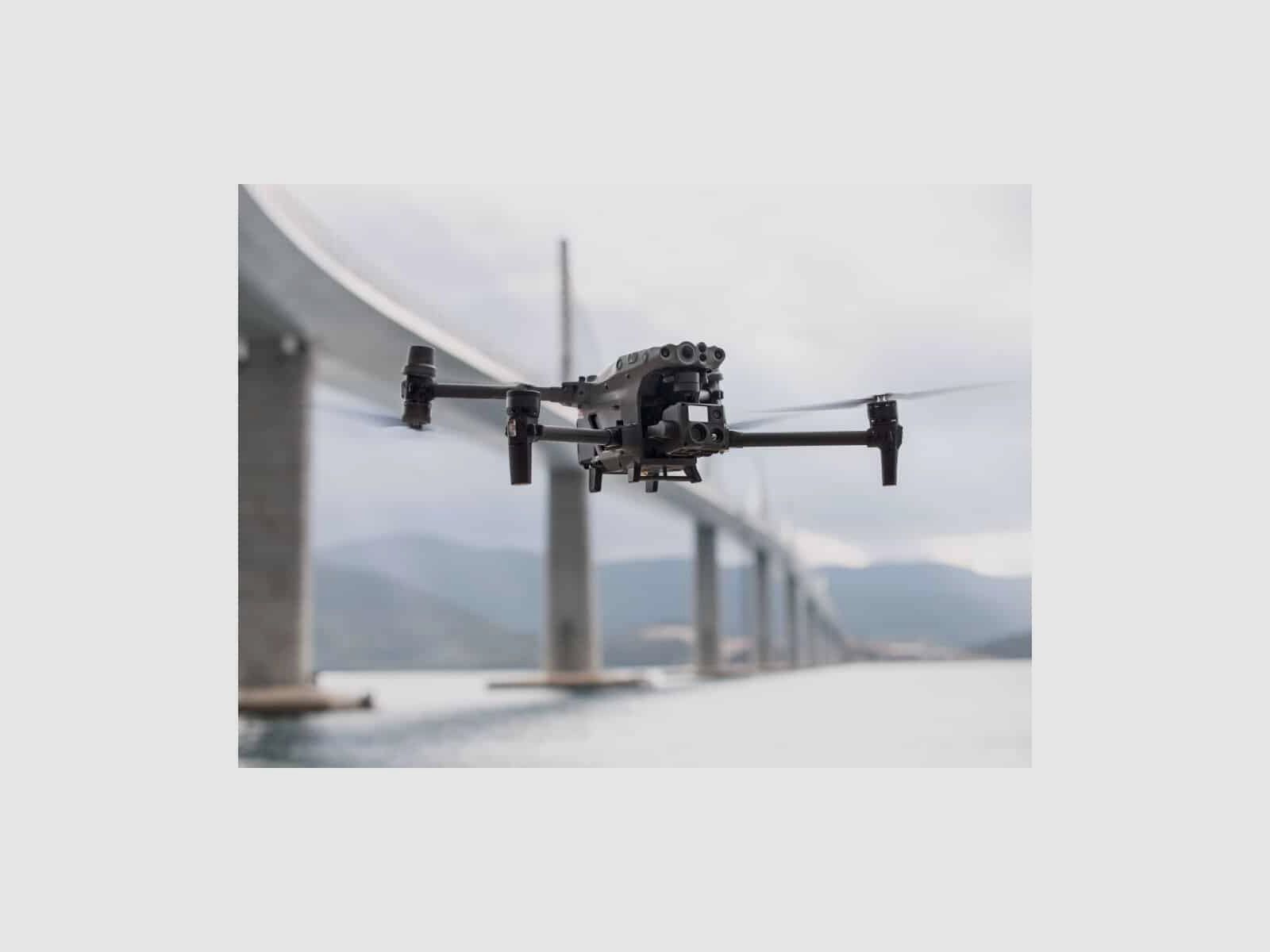 DJI Matrice M30T | Modèle d'exposition, image 3 sur 11