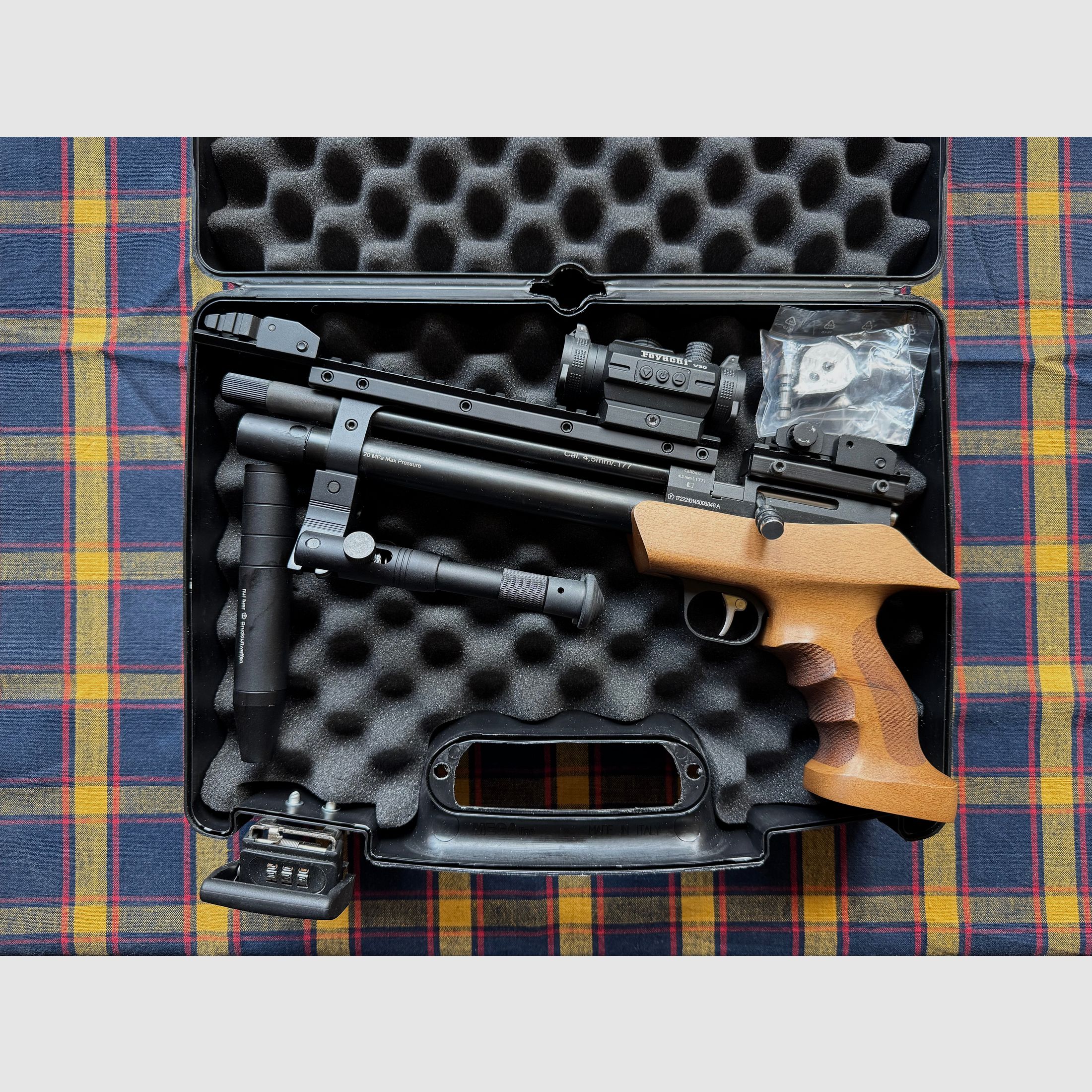 Diana Bandit PCP Pistole mit Extreme Tactical Edition umbau