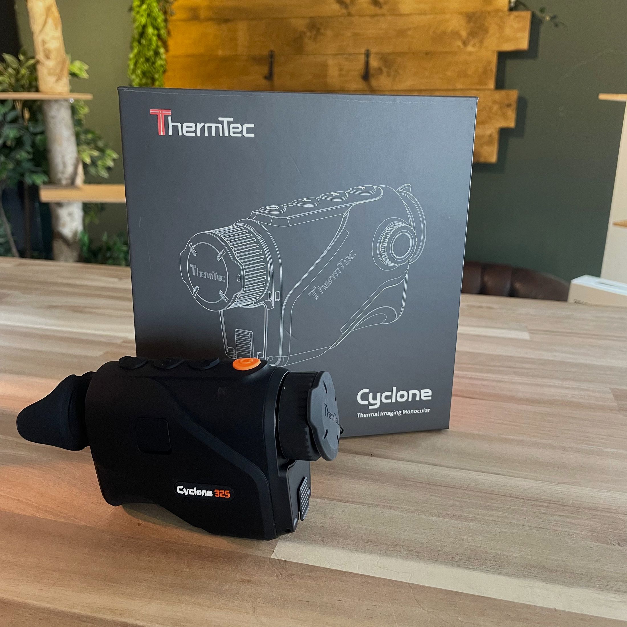 Thermtec Cyclone 325 warmtebeeldcamera - Retourapparaat