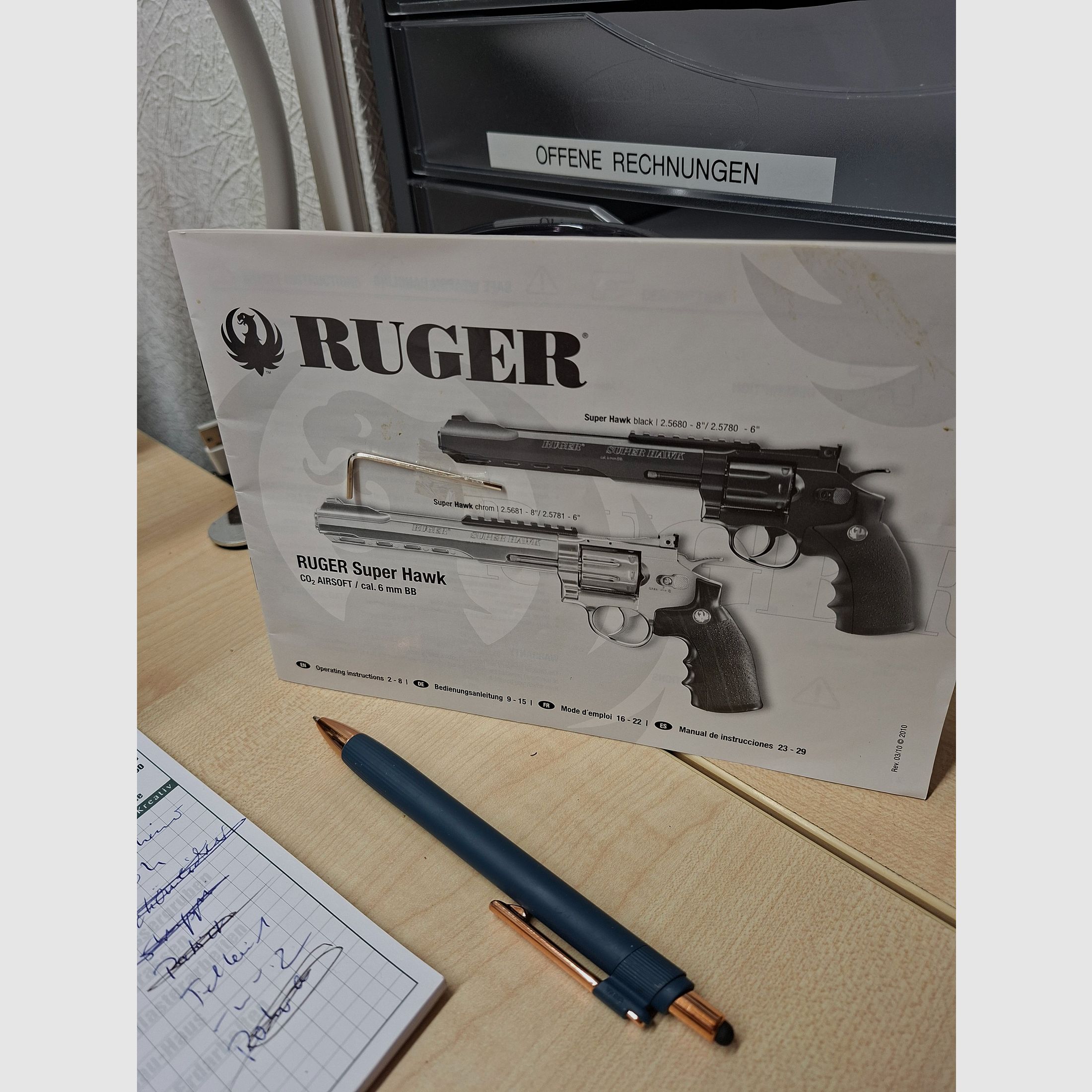 Rewolwer Ruger Super Hawk