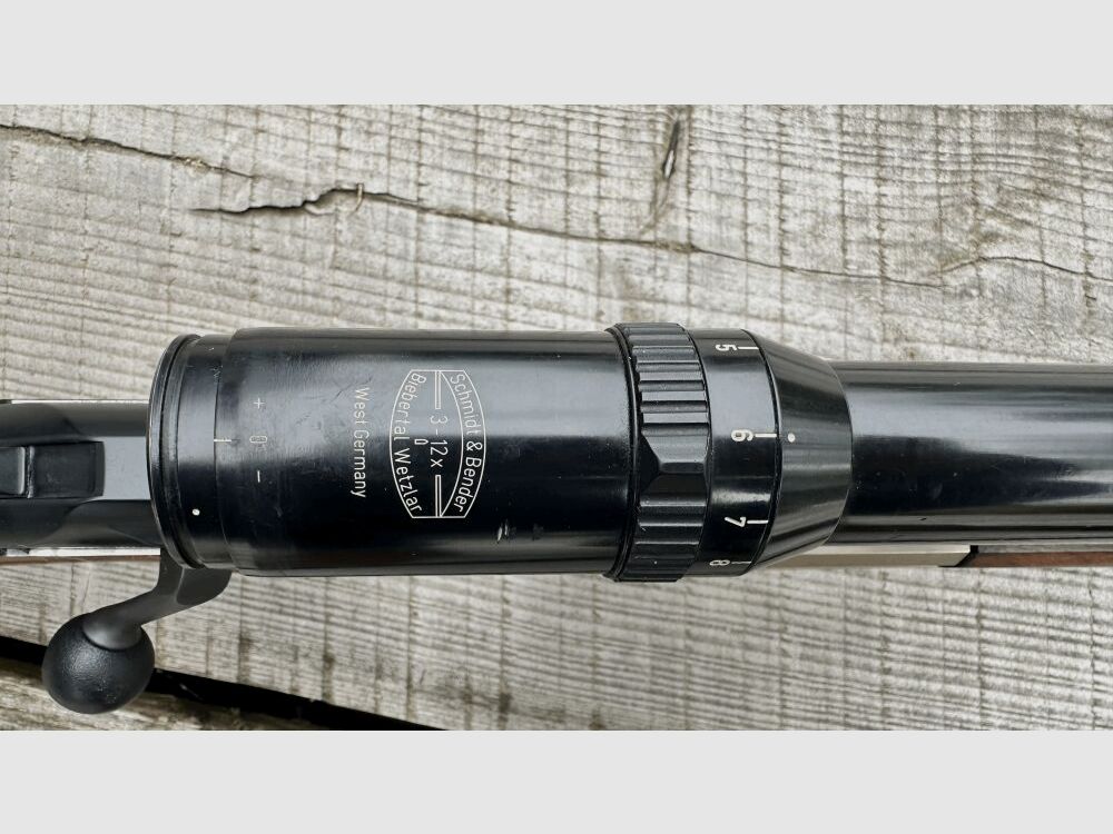 Blaser R-93-Luxus mit Schmidt u. Bender 3-12 x 42 .30-06Spring