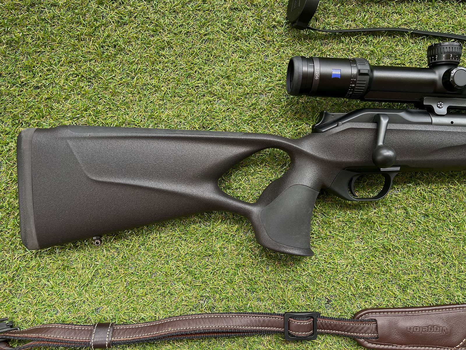     Blaser R8 Professional Success .308 Win | Wenig geführt | Zeiss Victory HT | Hausken Jakt