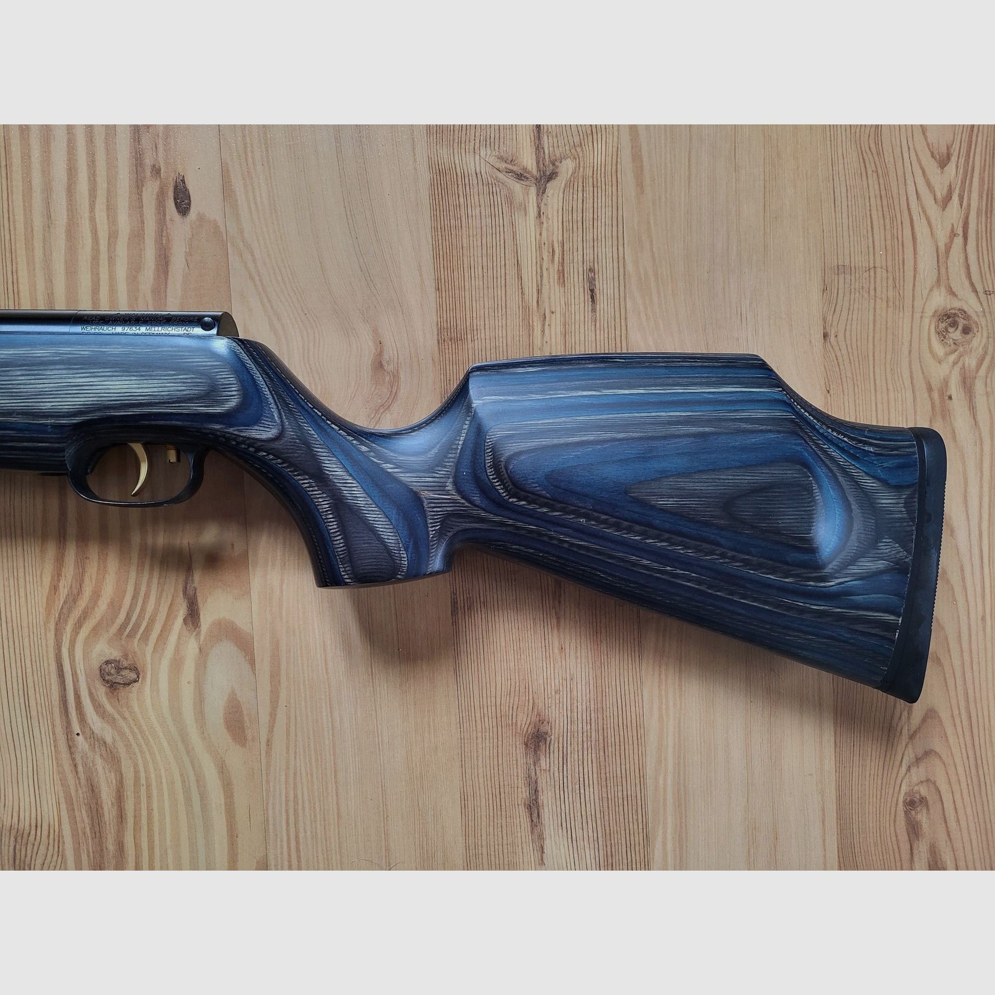 Weihrauch HW97K .177 4,5mm culata de madera laminada azul pieza de colección versión F