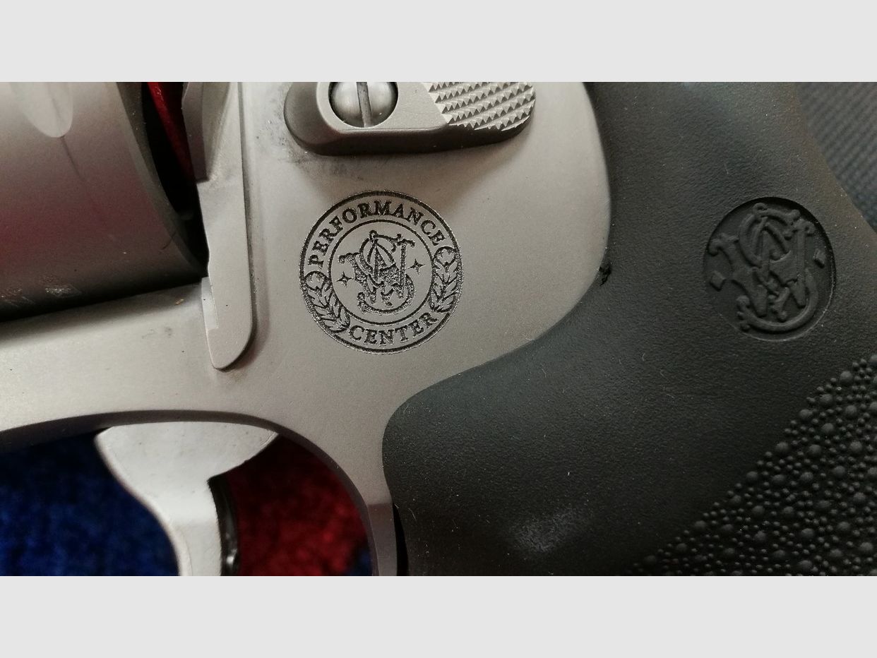 Smith & Wesson 500 Performance Center 10.5, Bild 2 von 7