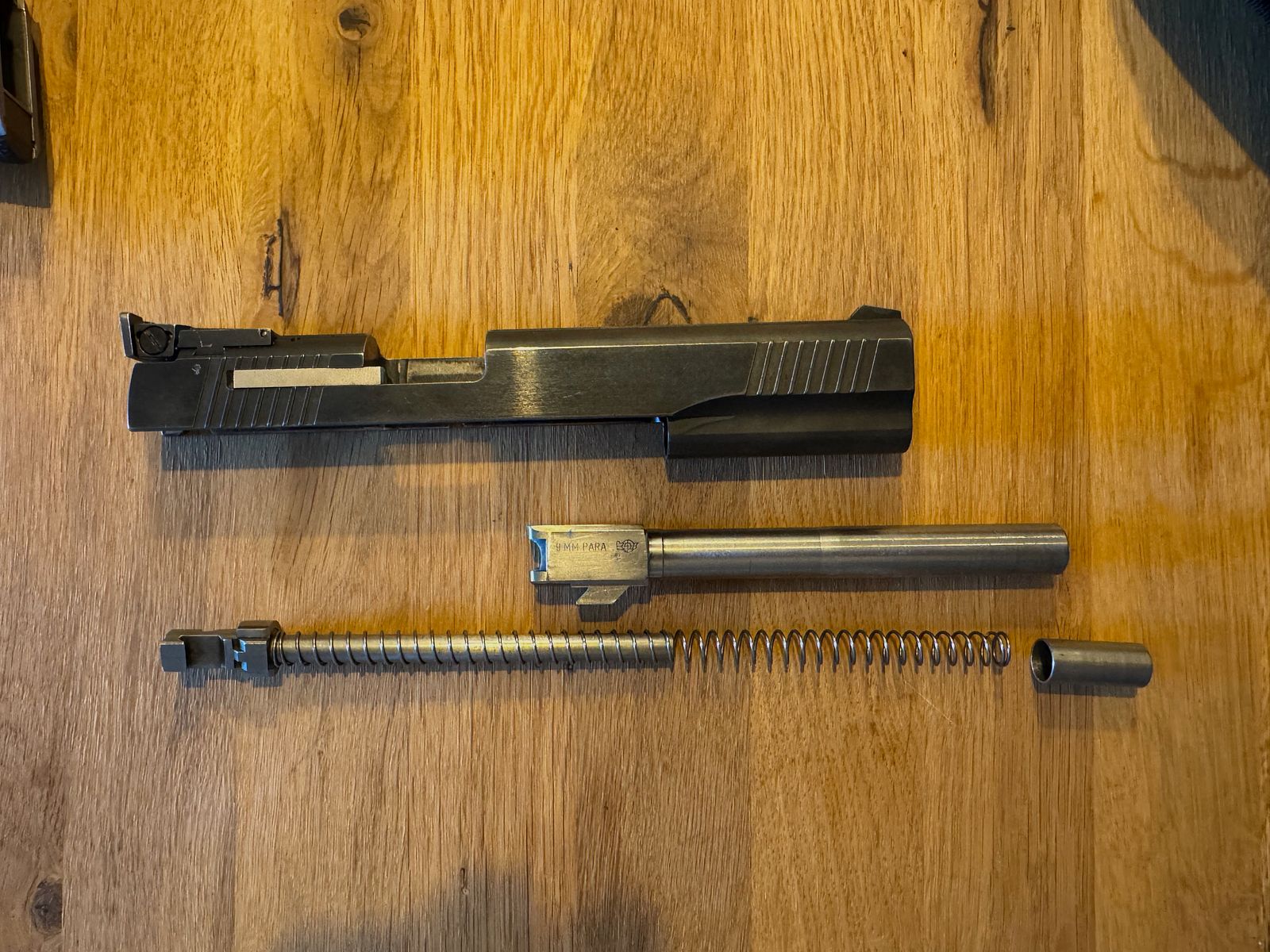KPS Omega Match – .45 ACP + 9 mm Wechselsystem, je 2 Magazine