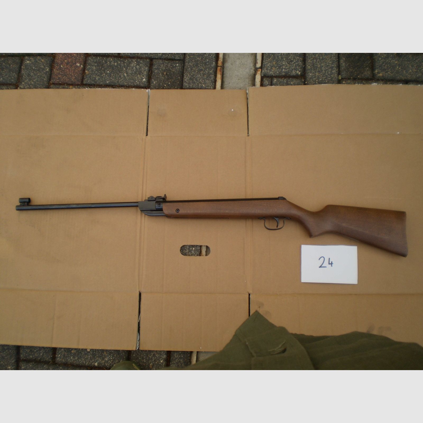 Diana 24 T02 avec F