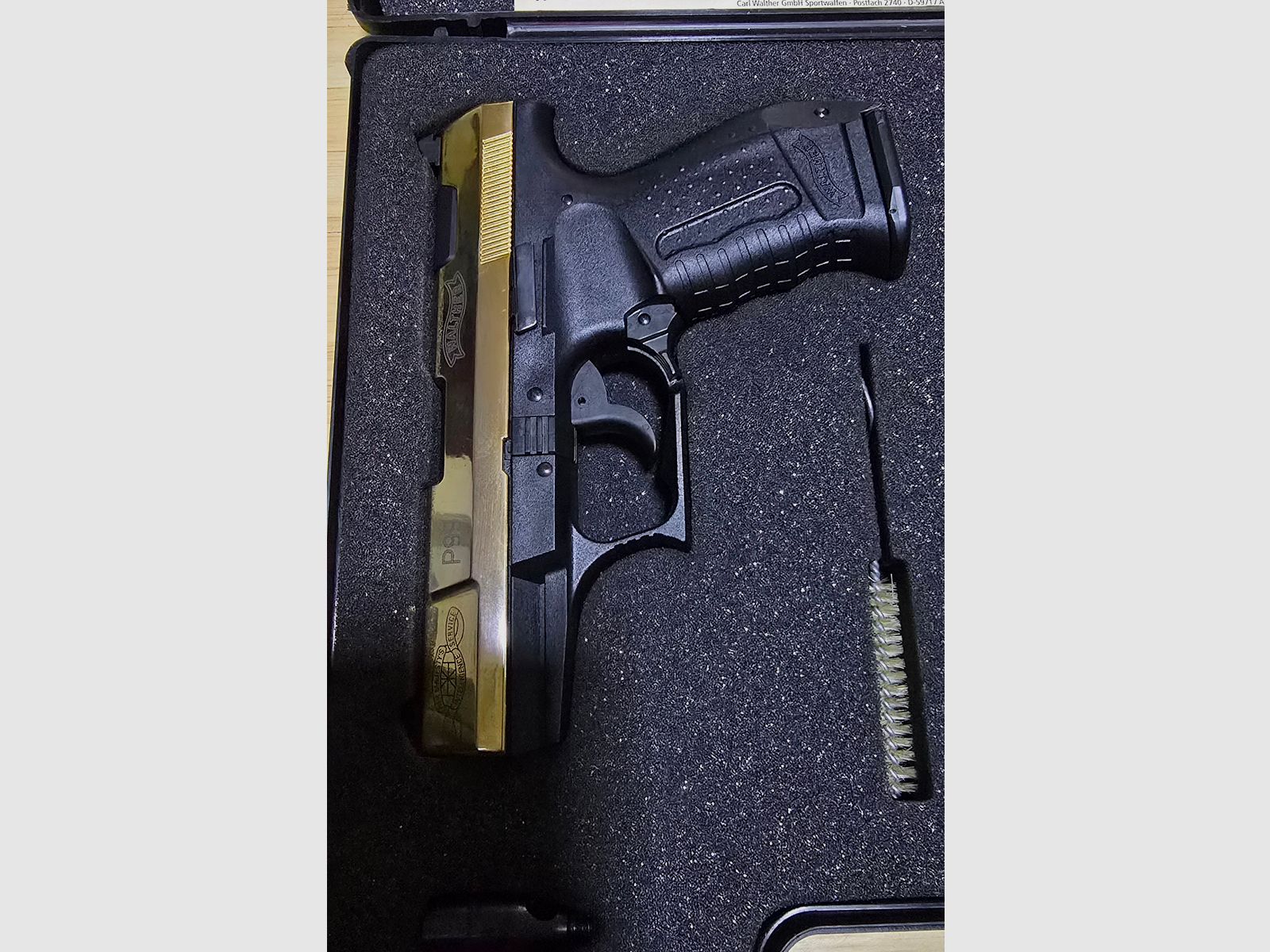 Walther P99 Gold Special Edition James Bond PTB 637 Read!