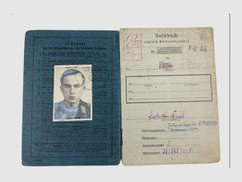 Soldbuch Fallschirmjager aus Wk2