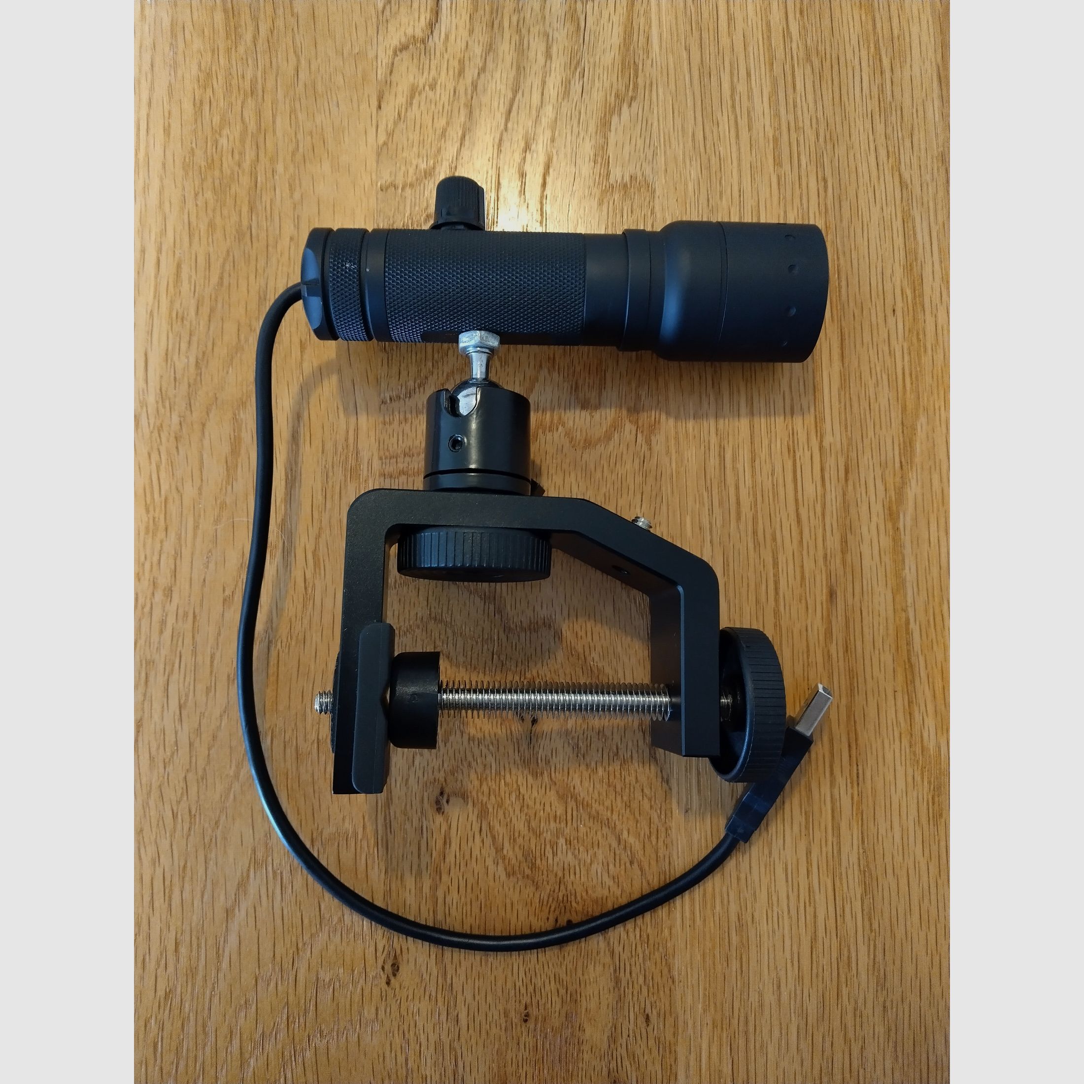 LED-Rotlichtstrahler Schweinwerfer 3