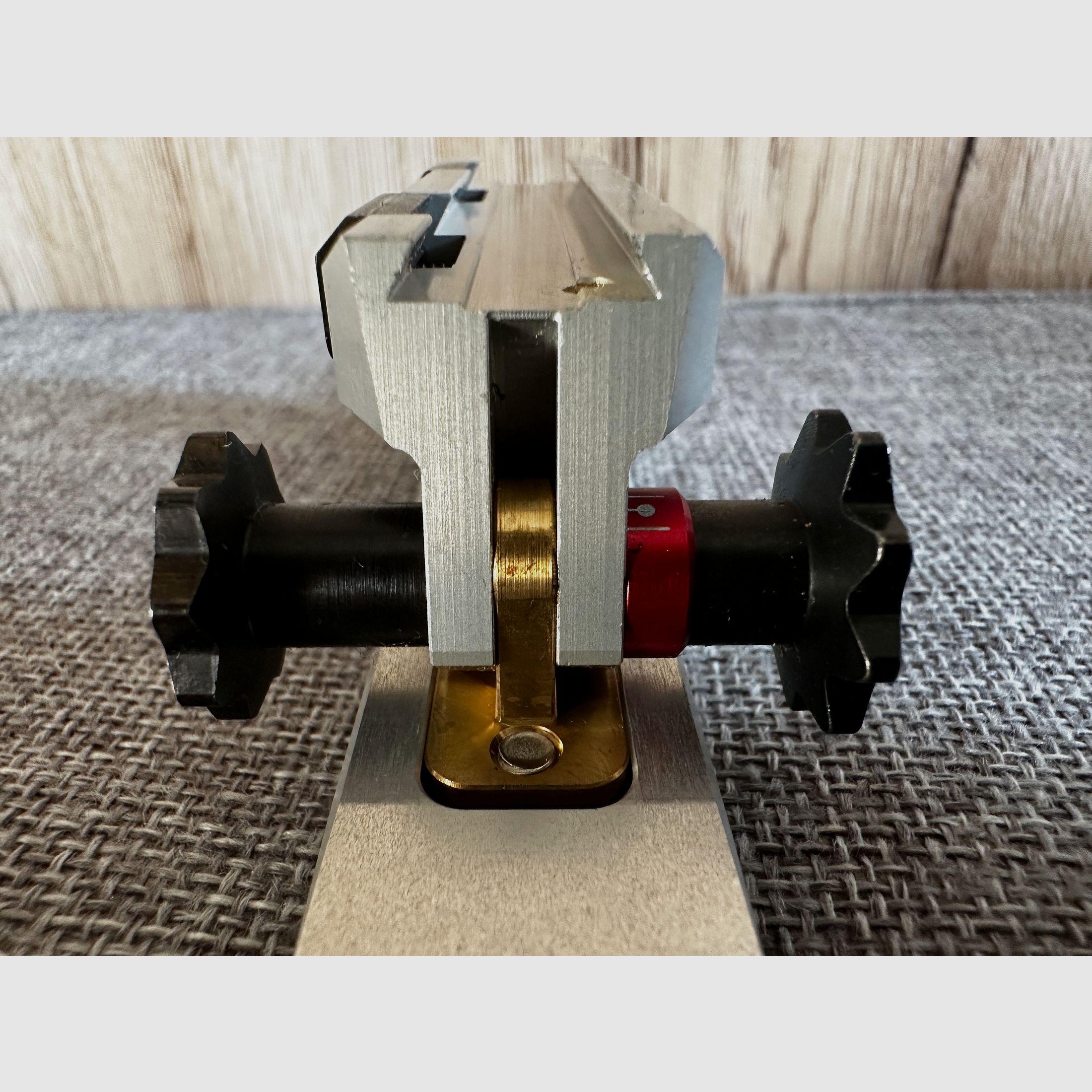 Micro Mount by Centra Montage Montageerhöhung 50m 100m Prismaschine