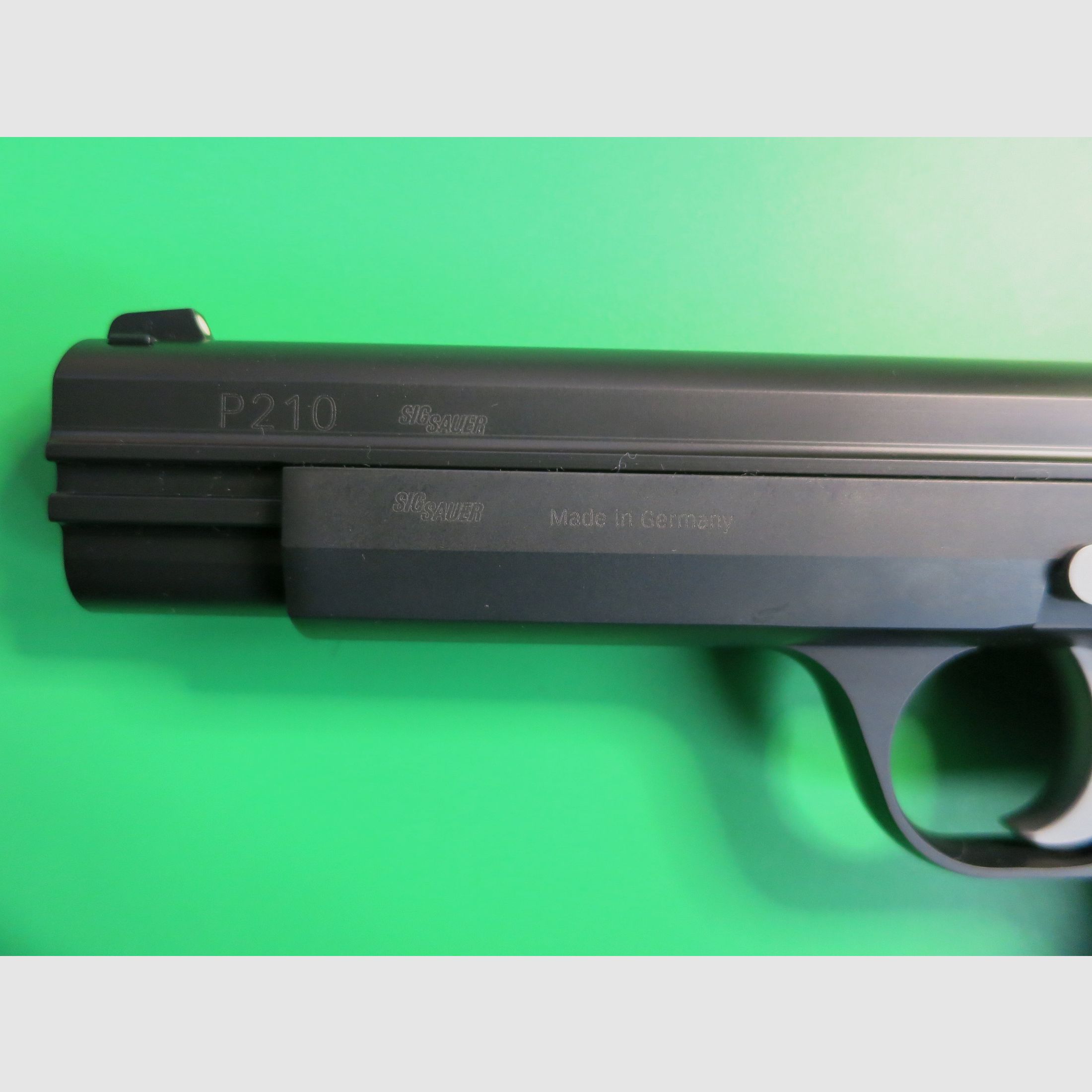 SIG Sauer P210 LEGEND, ungeschossen, deutsche Sammler-Fertigung Eckernförde, Kaliber 9mm Luger      #94