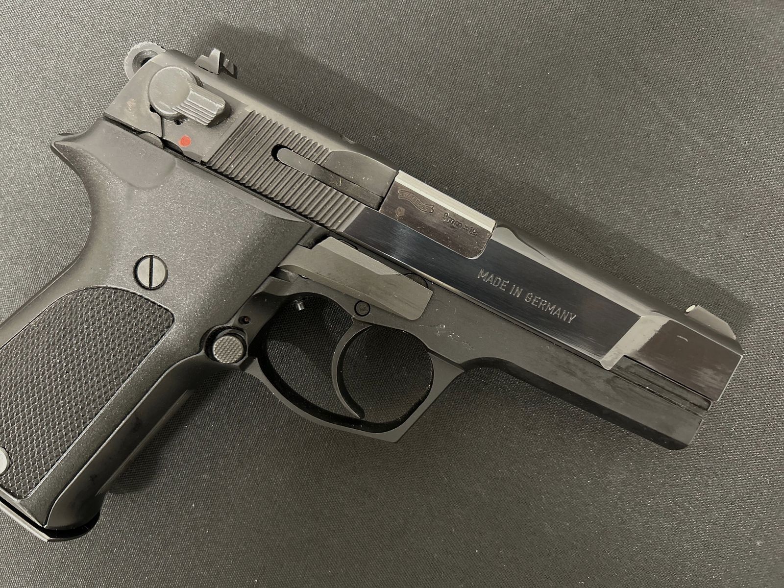 Walther P88 Compact 9x19  9mm Luger halbautomatische Pistole Sammlerstück  neuwertig