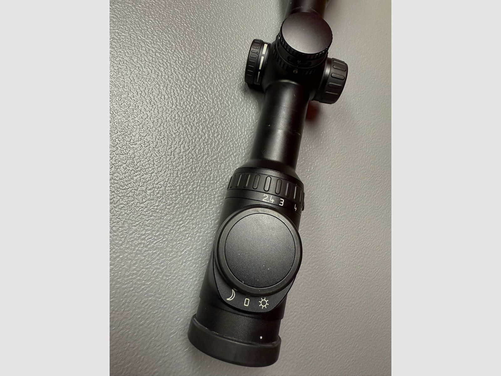 Leica Magnus 2.4-16x56 Abs. 4a illuminated