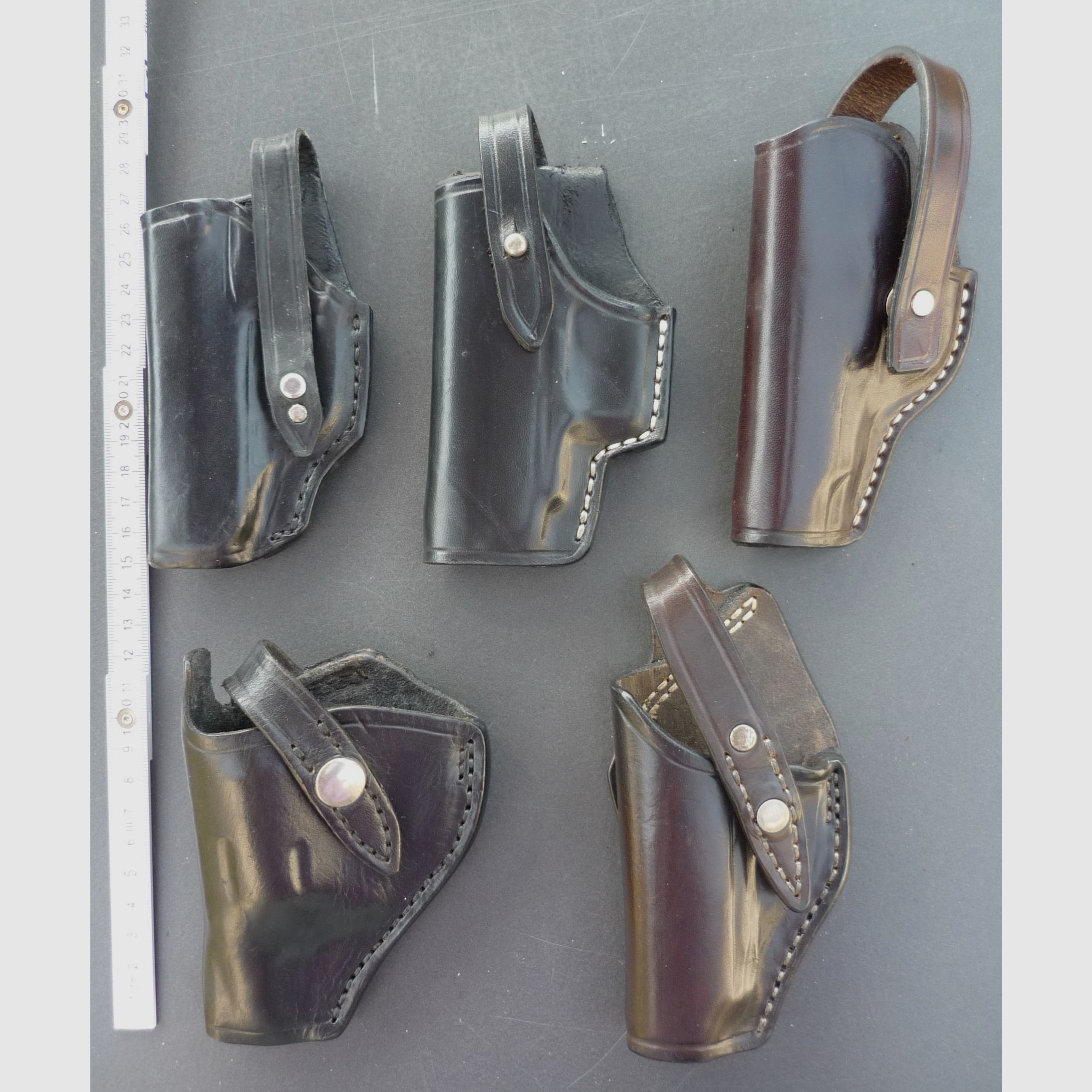 HKDesign Holster  Art. Nr.  002 : Einfachholster mit Sicherheitsriemen   -  für: RG9, RG600, Reck Comma., HW37/88, TGS,S&W419,M&S.EGP55, RG9,PPK,  M&SG3  -  für Linkshänder
