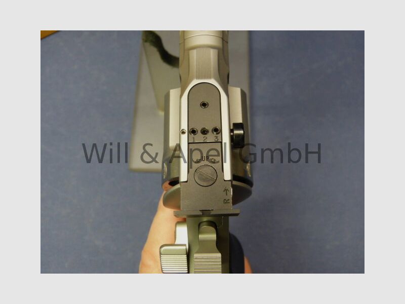 Weapons Will & Apel Club 30 RL range