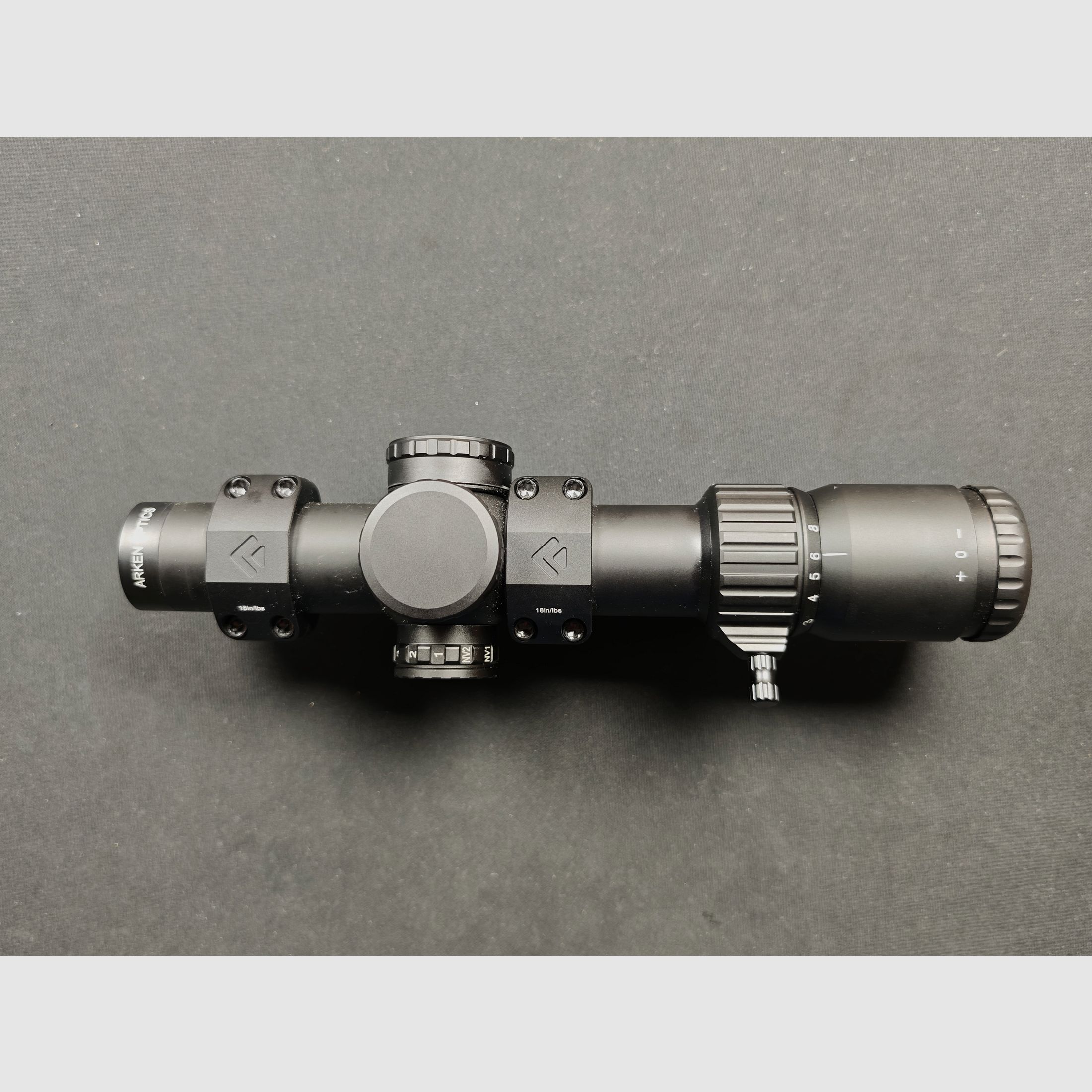 Scope Arken EP-8 1-8X28 FFP KL BOX MOA - like new