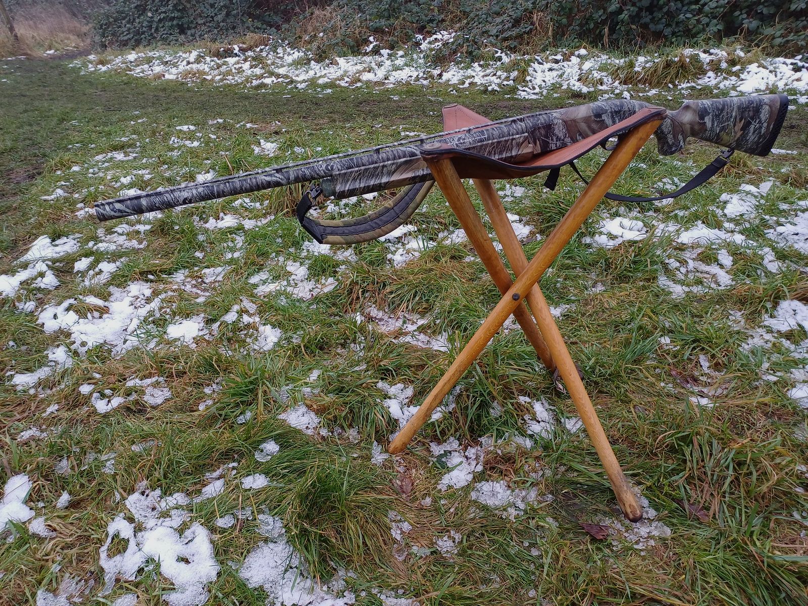 Browning Gold Camo semi-automatic shotgun caliber 10x89 Magnum