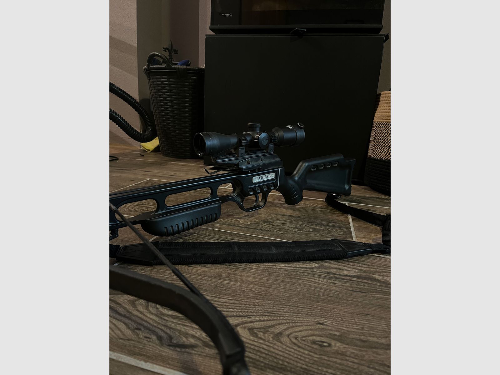 Jaguar Crossbow Armbrust incl. Swiss Arms scope – Top condition