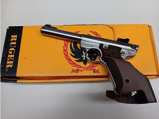 Sturm , Ruger & Co. Inc. Southport , Conn. USA Mark II - Target Stainless