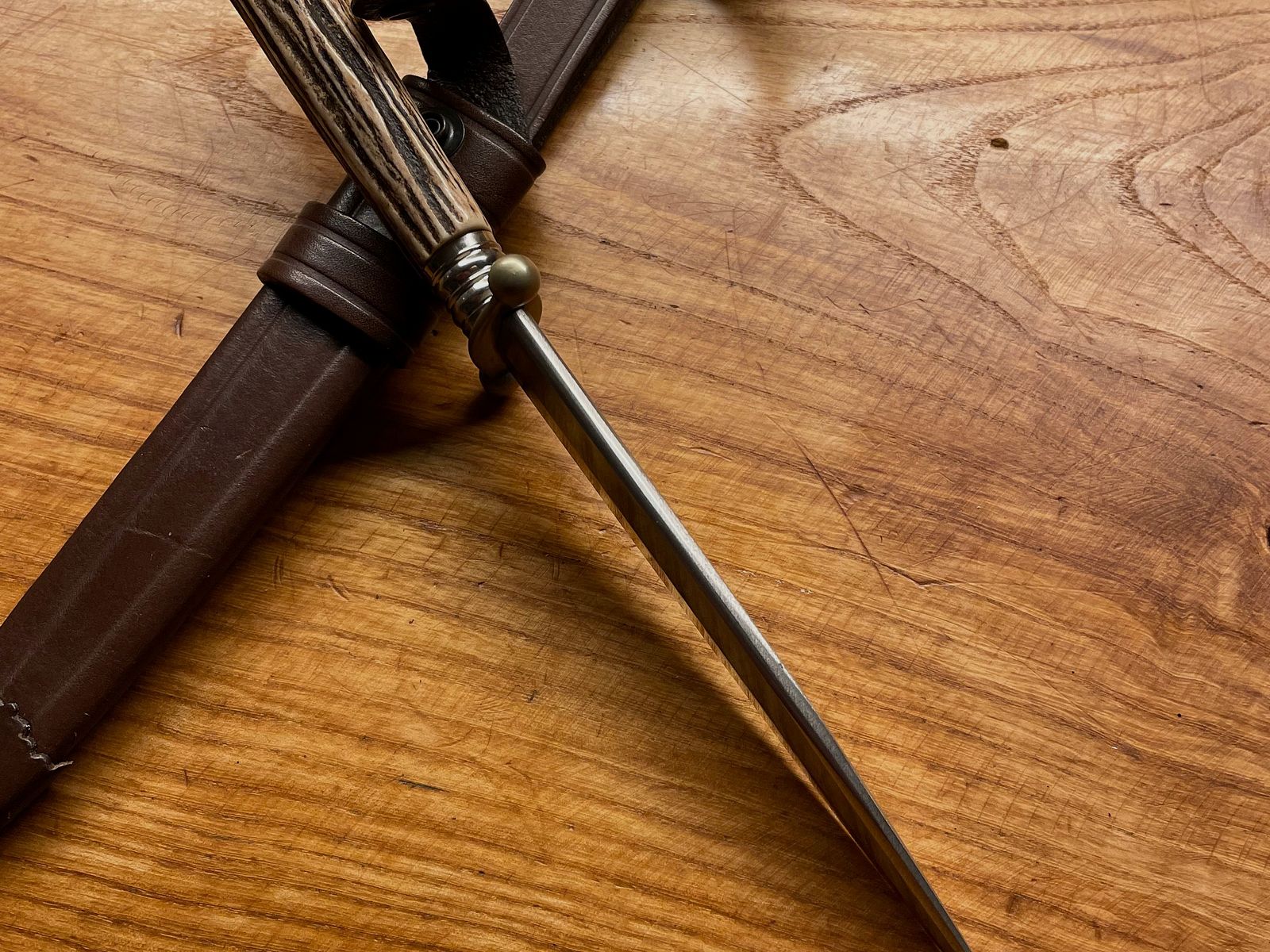 Linder hunting dagger like new TOP