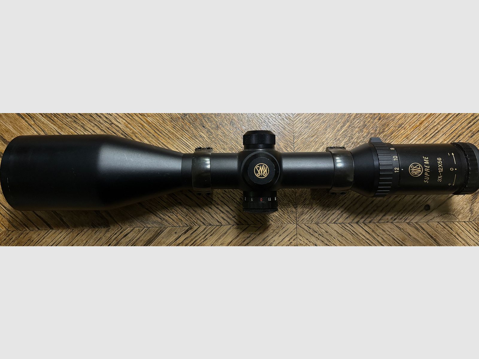 Scope RWS Supreme 3-12x56 con red dot sight