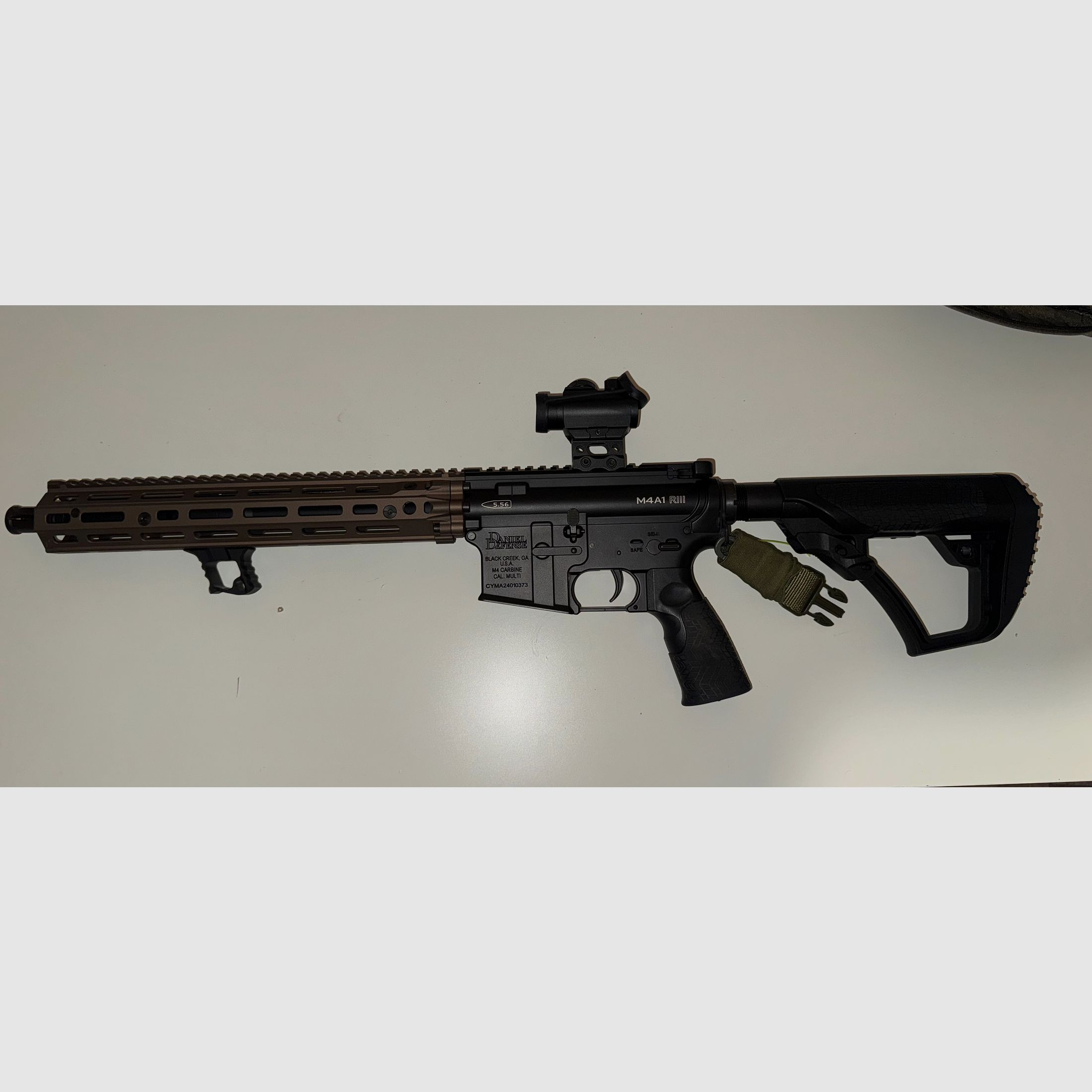 Airsoft Komplett-Set: Begadi M4 NOVA + neue Glock 19 + Gear – neuwertig Preis: 989,99 € VB