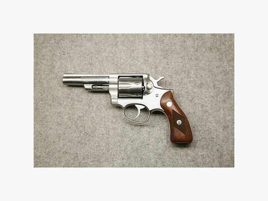 Revolver Ruger Speed Six, Kaliber .357 Magnum