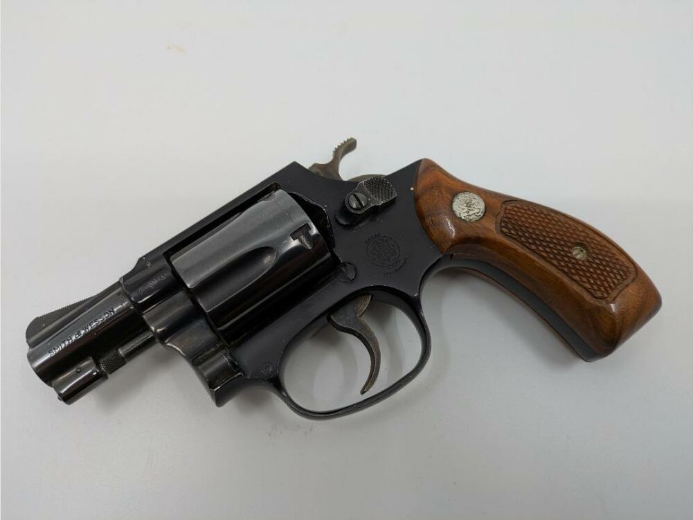 S&W 37