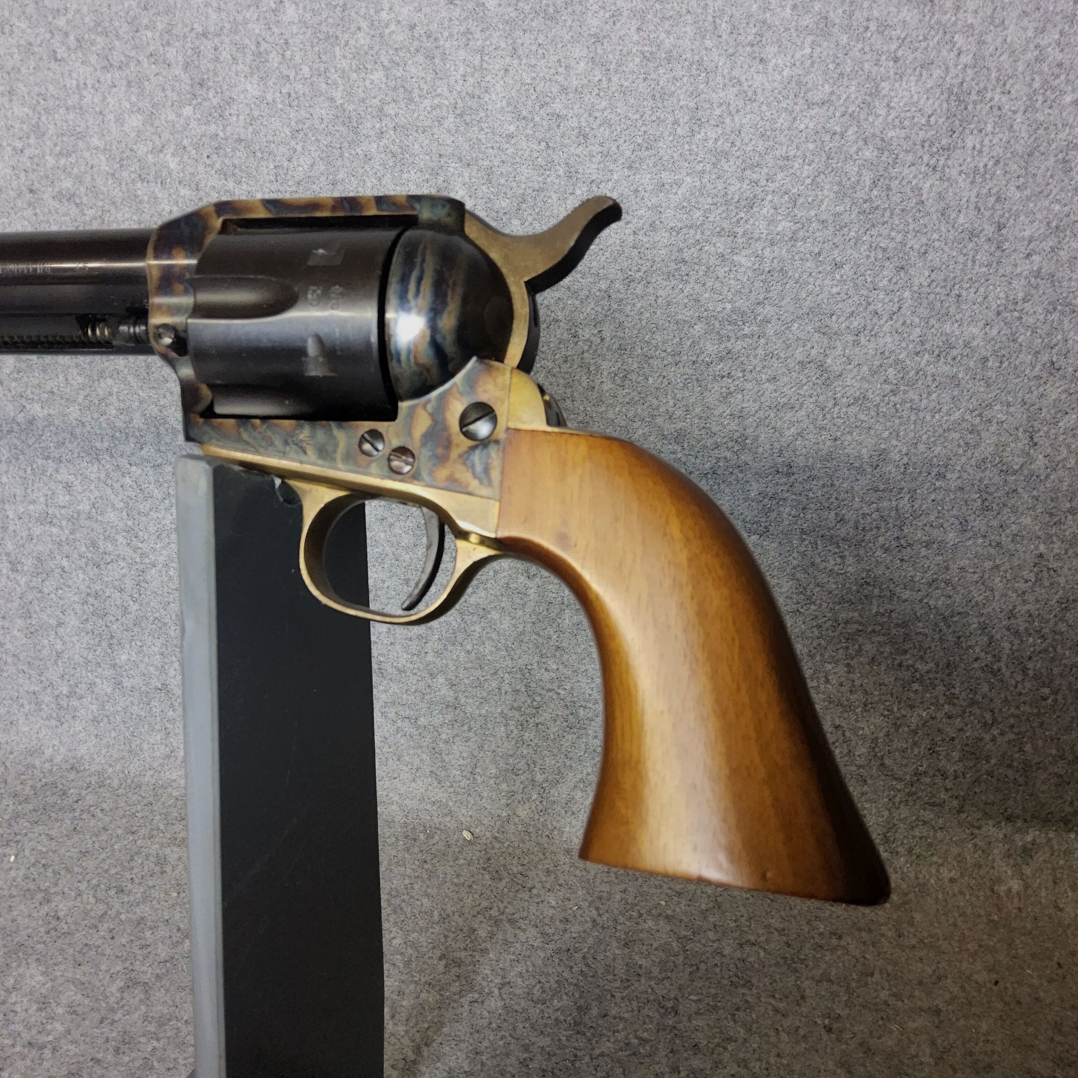 Hege Uberti	 Buntline