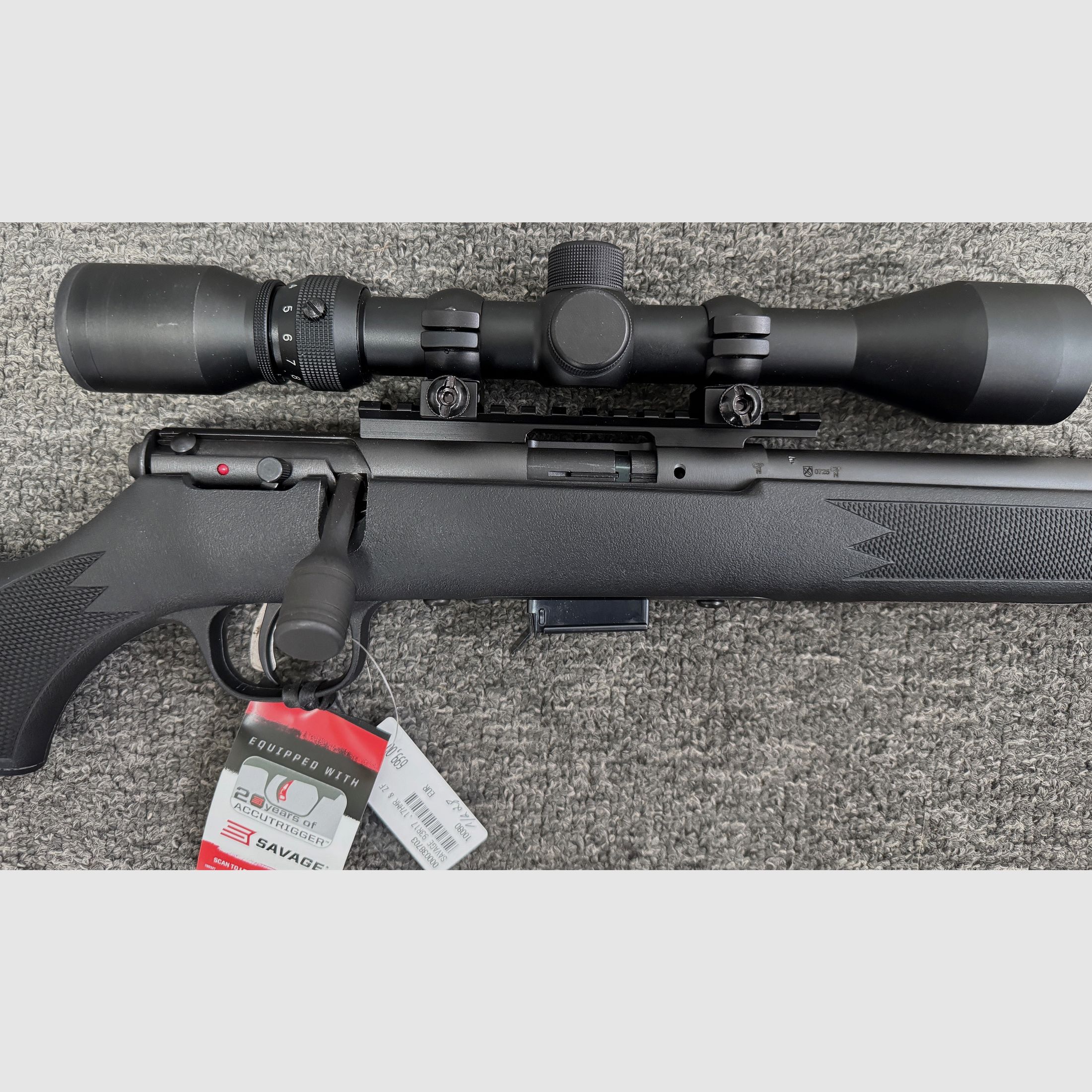 Savage 93R17 .17 HMR, Mündungsgewinde, Picatinny, 3-9x40