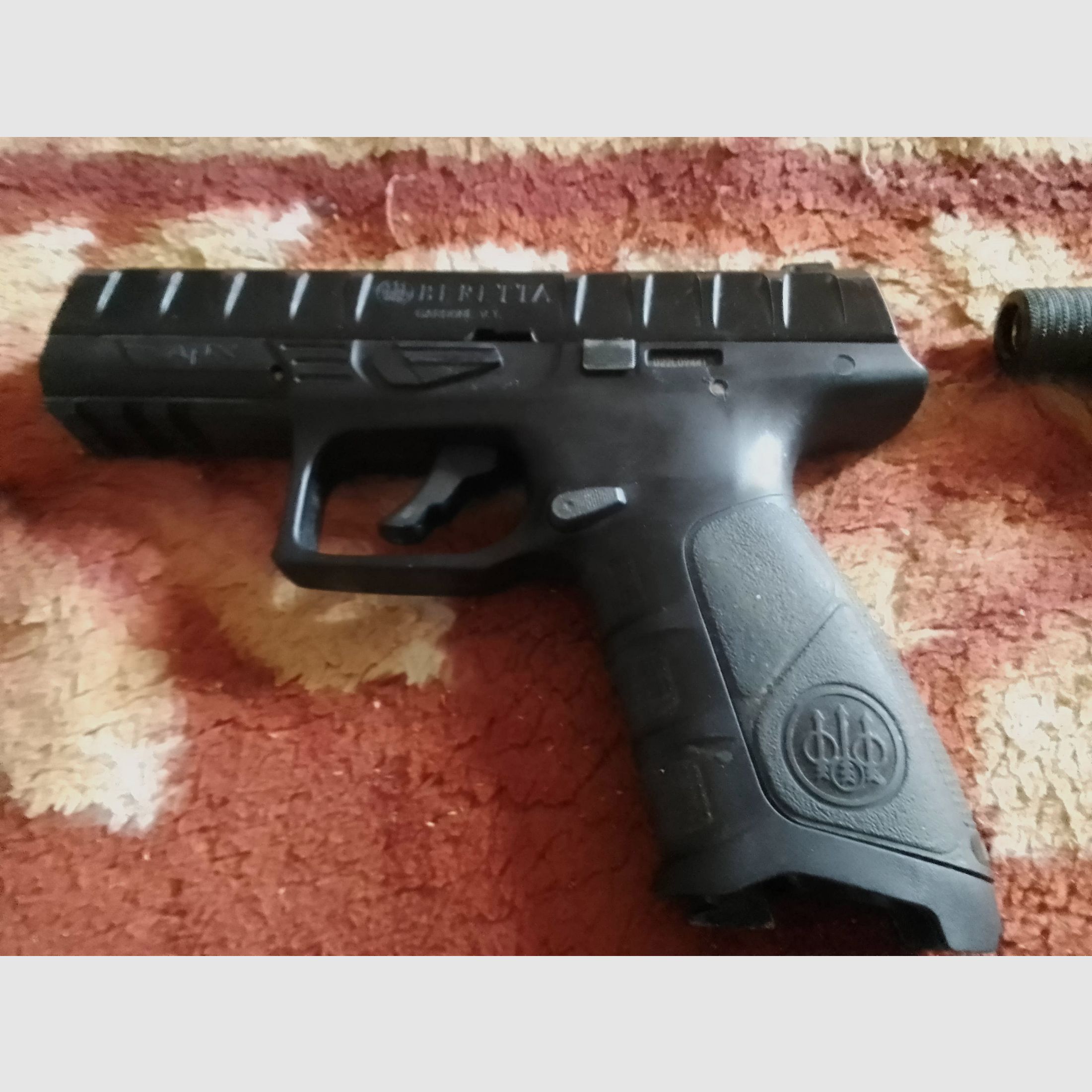 UX SA 10 und Beretta Apx