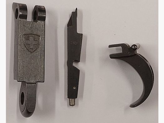 Fabryka broni w Bernie Zestaw różnych części do szwajcarskiego pistoletu ordynansowego Parabellum kal. 7,65mmPara W+F, P08