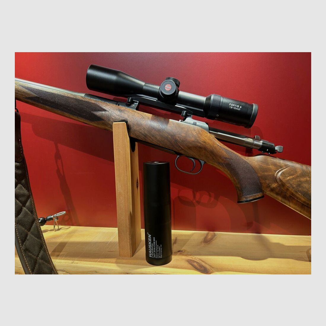 Mauser M03 HK6 incl. Leica Fortis 1.8-12x42i incl. Hausken SD