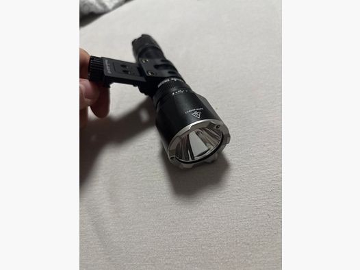 Fenix TK22R mit Rail Adapter Fenix ALG-15