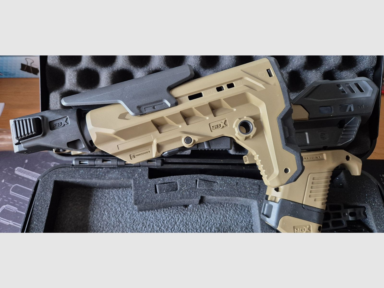 WALTHER PDP 4.5 OR WRAZ Z PODPARCIEM STOCK i wieloma akcesoriami, zdjęcie 11 z 12