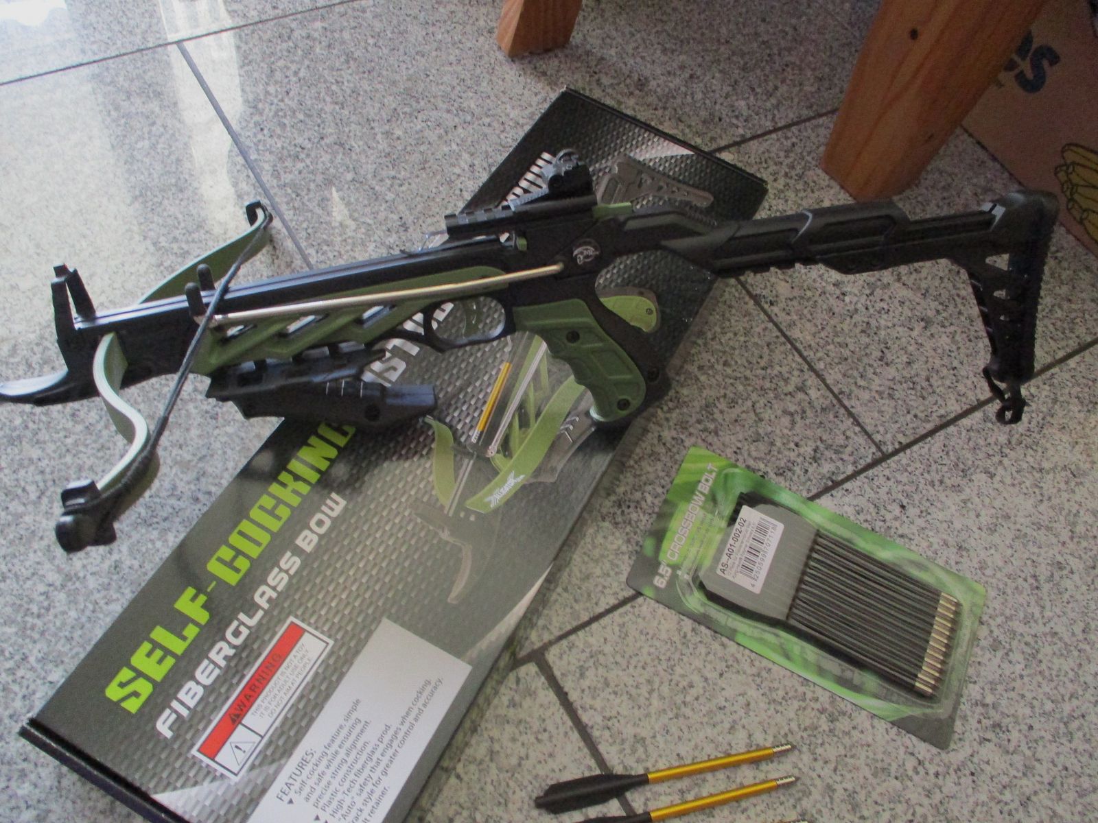 Pistolenarmbrust Man Kung Alligator 2 Oliv 80 lbs  + 12 schwarze Pfeile NEU