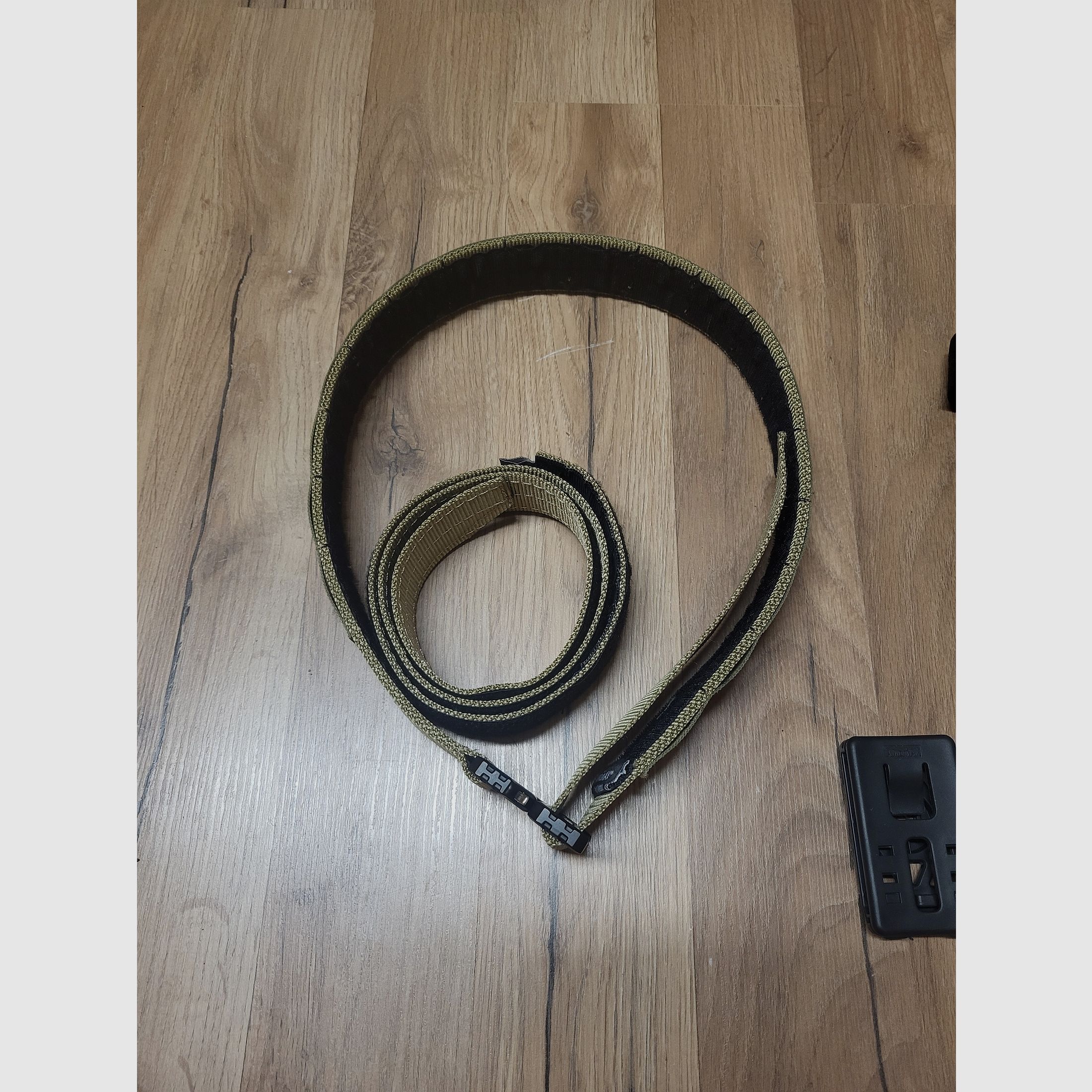 ASG CZ Shadow 2 / P09 Gas CO2 magazine, holster, ceinture sac à dos