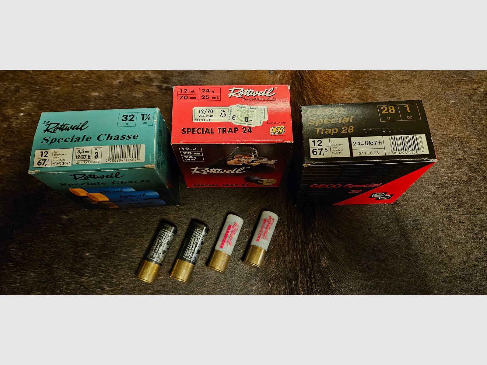 Gemischtes Paket diverser Schrotpatronen und FLG