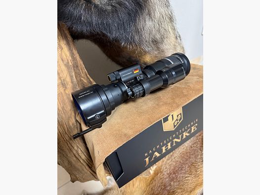 Jahnke DJ-8 NSV 1x56 Onyx/Monochrom incl. IR spotlight Phönix Focus
