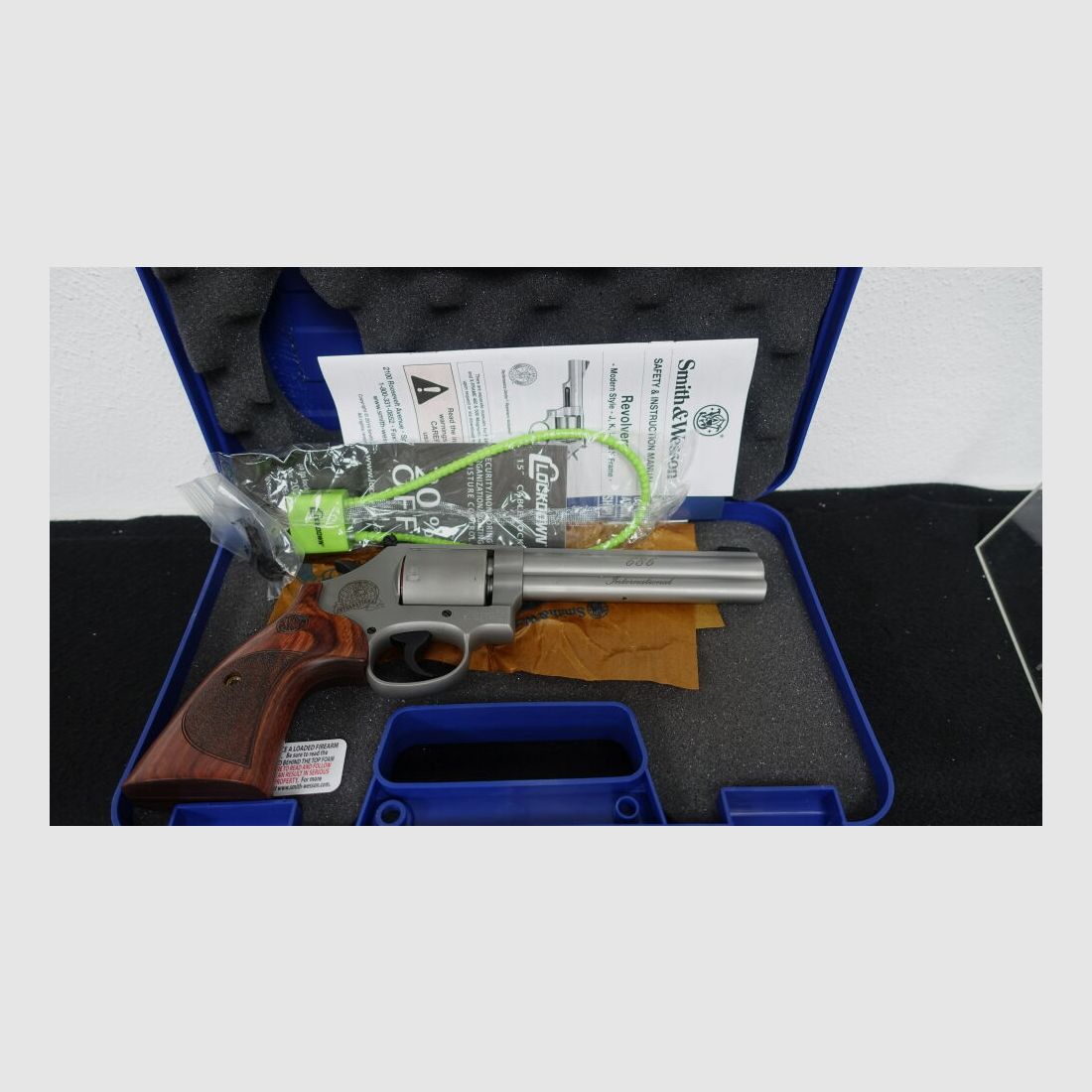 Smith & Wesson	 686 Internalional 6"