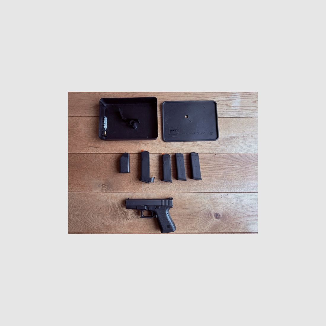 Glock 19 Gen 2 - ottimo stato originale - 4 caricatori - fondina sportiva e di sicurezza