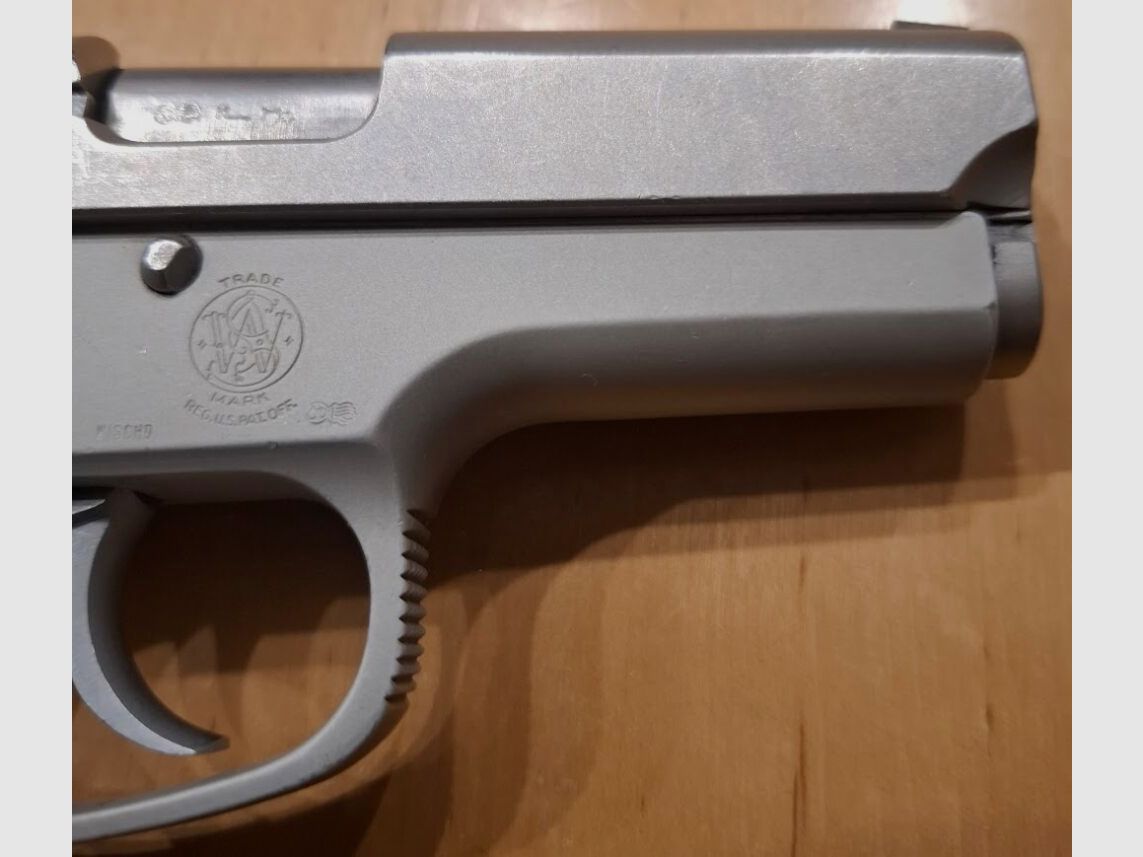 Smith & Wesson Modell 3913