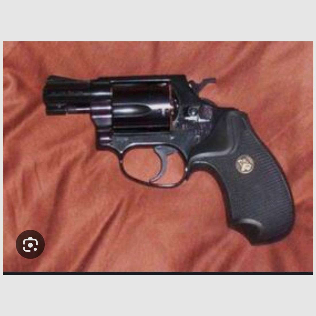 GRIPS - PACHMAYR  MODEL SJ / C  S &W   ,,J" frame 