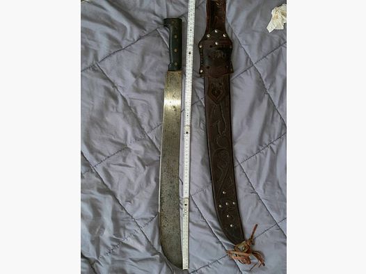 SCHEUNENFUND, eine über 40 Jahre alte MACHETE mit Hersteller Gravur 