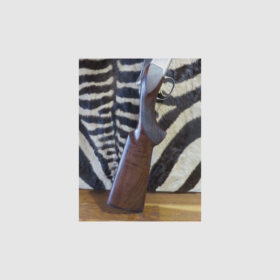 BROWNING 825 Hunter G1 Grad 5/6 Kal. 12/76 Läufe 76 cm 5 Chokes – Waffenkoffer, Bild 10 von 12