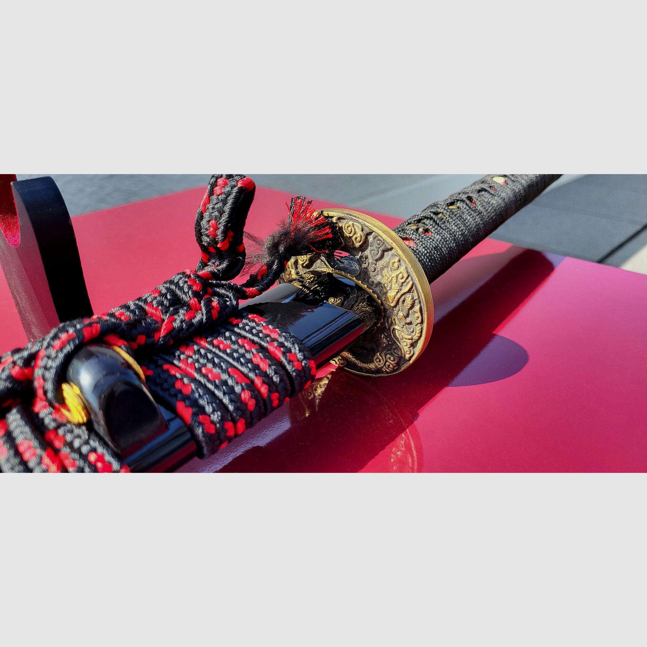 Katana Toshiro Tenryu, schwarz, mit eingraviertem Drachen auf Saya